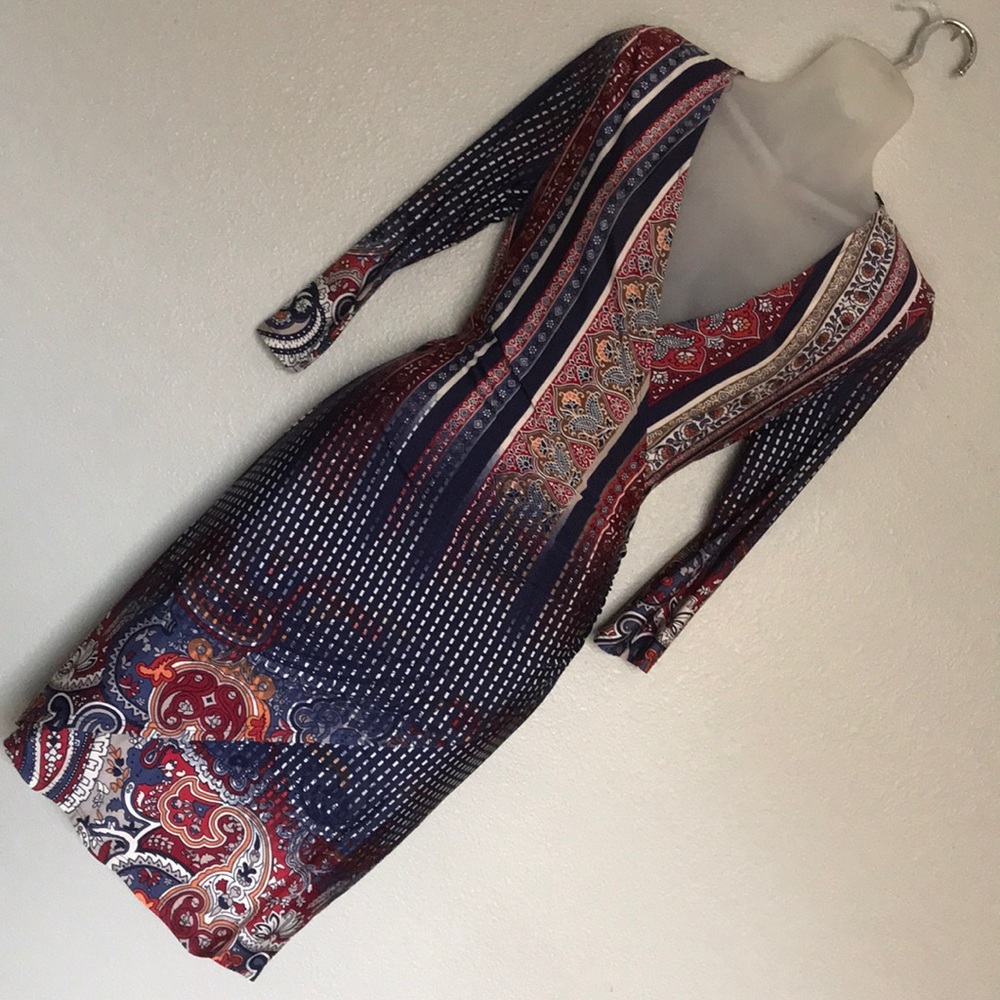 Three-quarter sleeve rap style dress